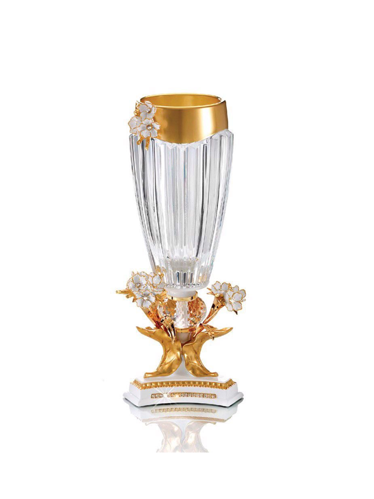 Bình hoa trang trí bằng thuỷ tinh hiệu Cevik cao 50cm - 3NT.VOSS/105/PW