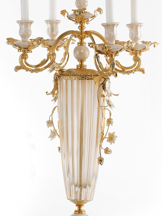 Chân nến trang trí bằng sứ dát đồng- CANDELIERE 5 F. PRIMAVERA D41 H83, Kích thước D41. H83, hiệu Caroline