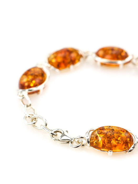 Vòng tay bạc trang nhã 